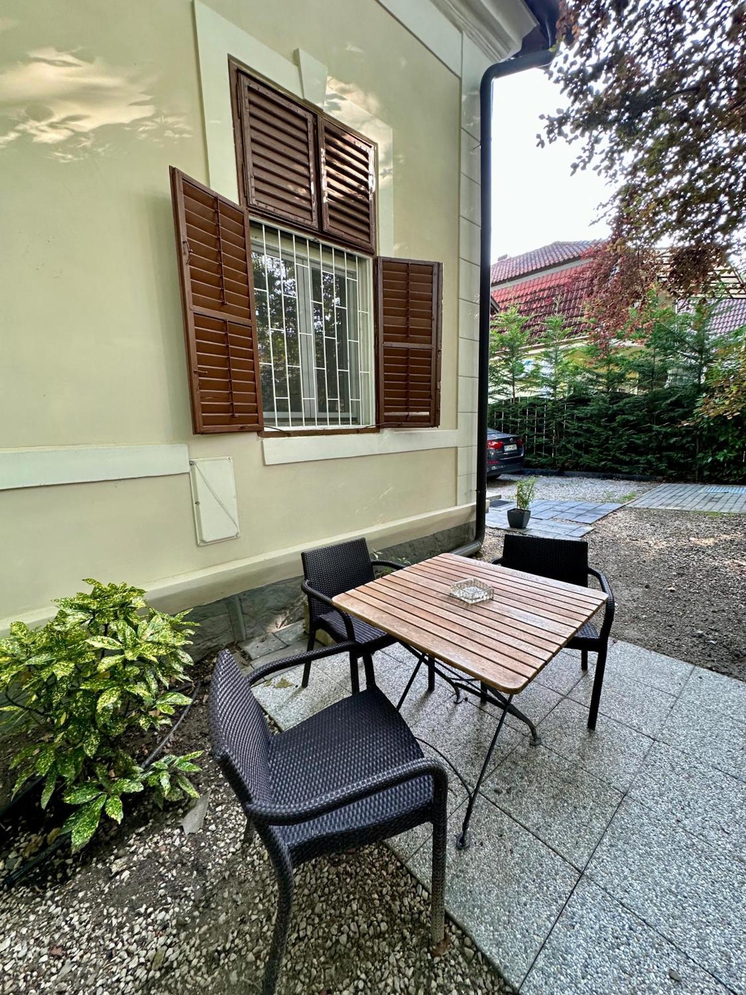 Ferienwohnung Apartman B Siófok Exterior foto